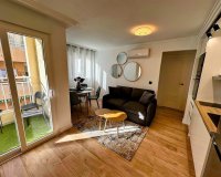 Revente - Appartement -
Torrevieja - Centro