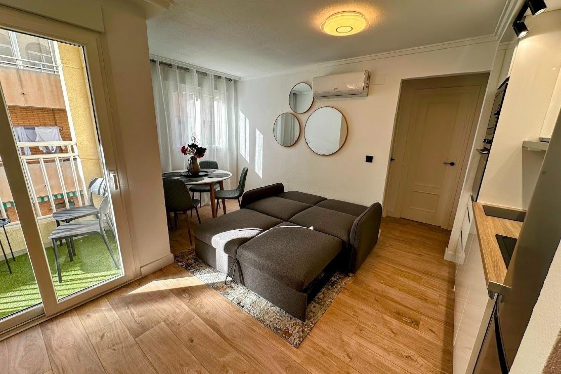 Revente - Appartement -
Torrevieja - Centro