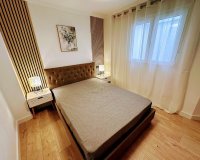 Revente - Appartement -
Torrevieja - Centro