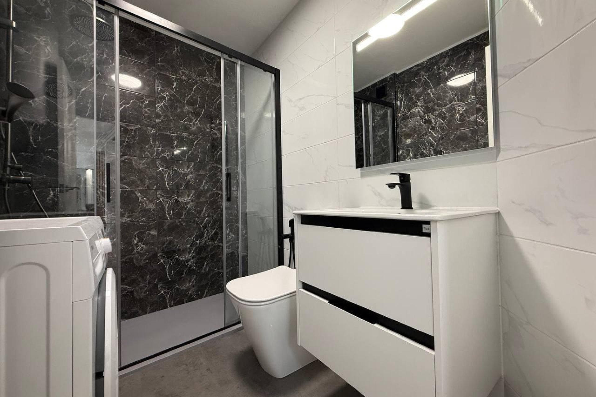 Revente - Appartement -
Torrevieja - Centro