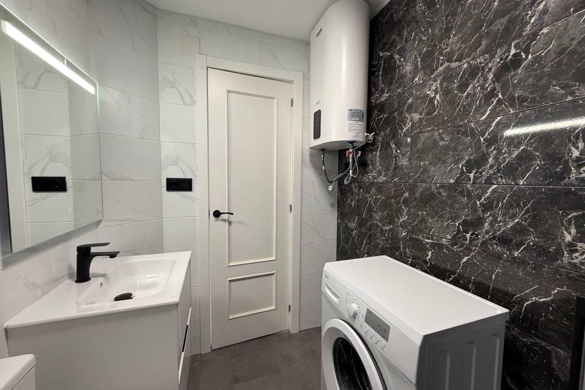 Revente - Appartement -
Torrevieja - Centro