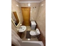 Revente - Appartement -
Torrevieja - Centro