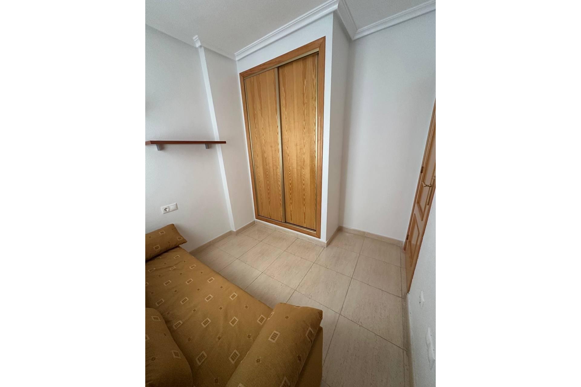 Revente - Appartement -
Torrevieja - Centro