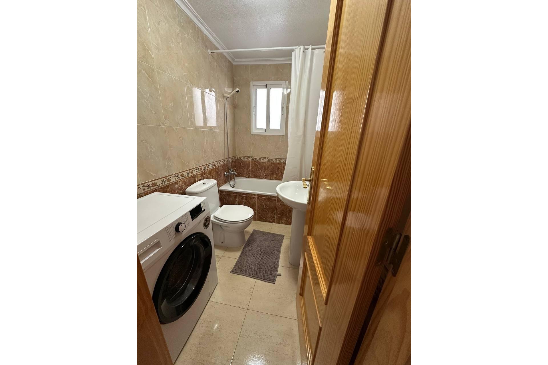 Revente - Appartement -
Torrevieja - Centro
