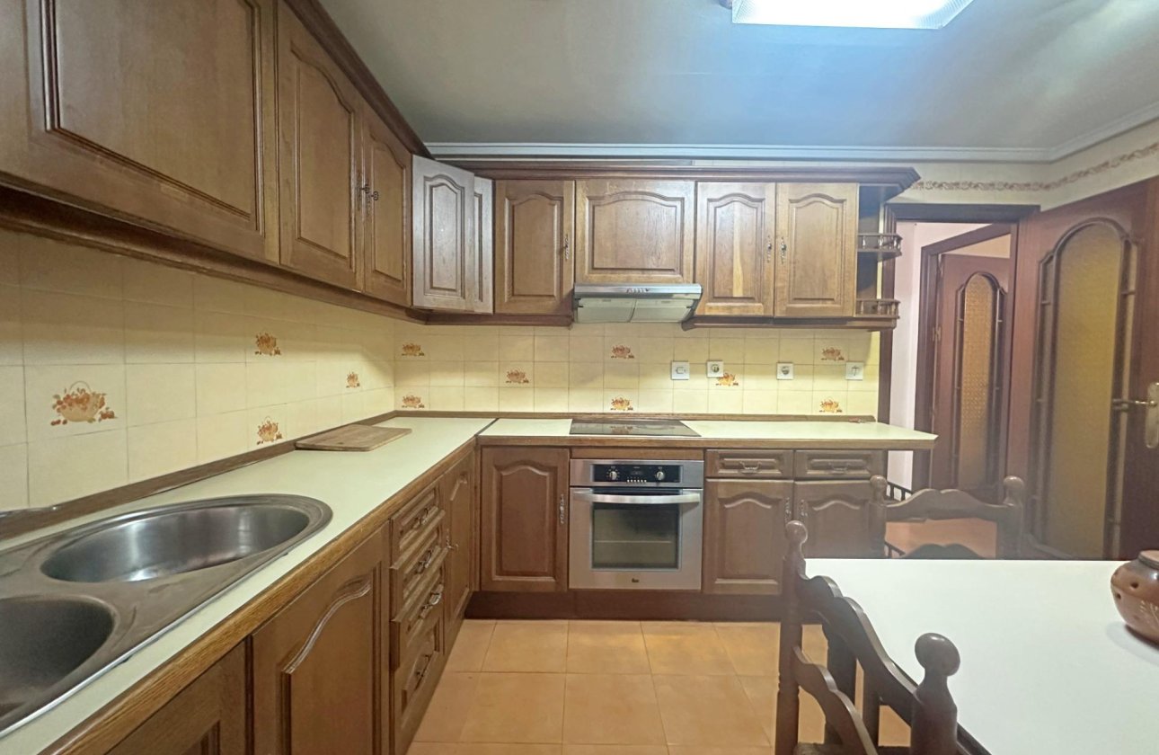 Revente - Appartement -
Torrevieja - Centro