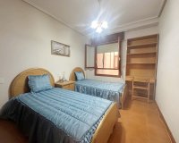 Revente - Appartement -
Torrevieja - Centro