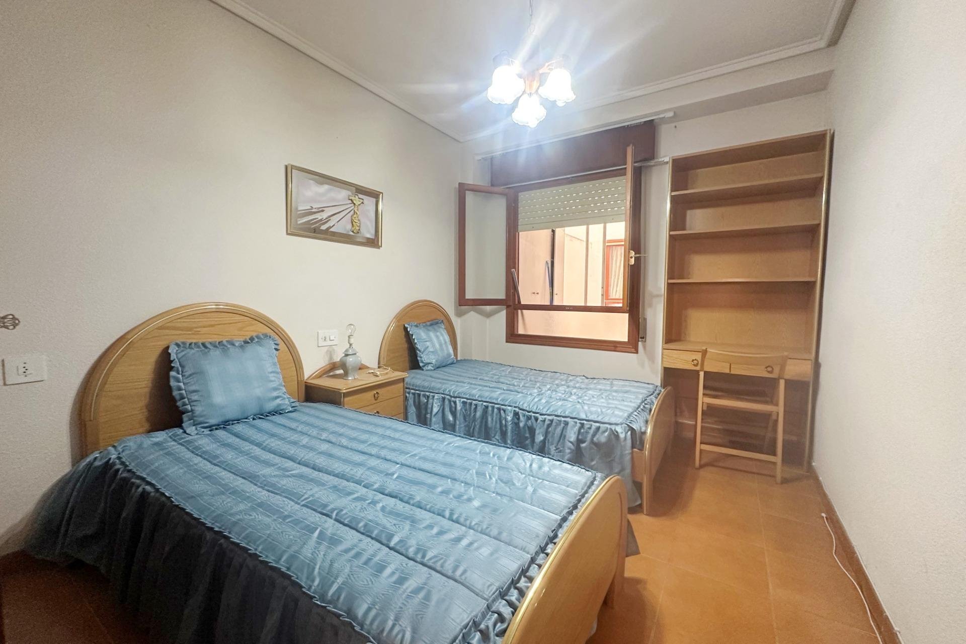 Revente - Appartement -
Torrevieja - Centro