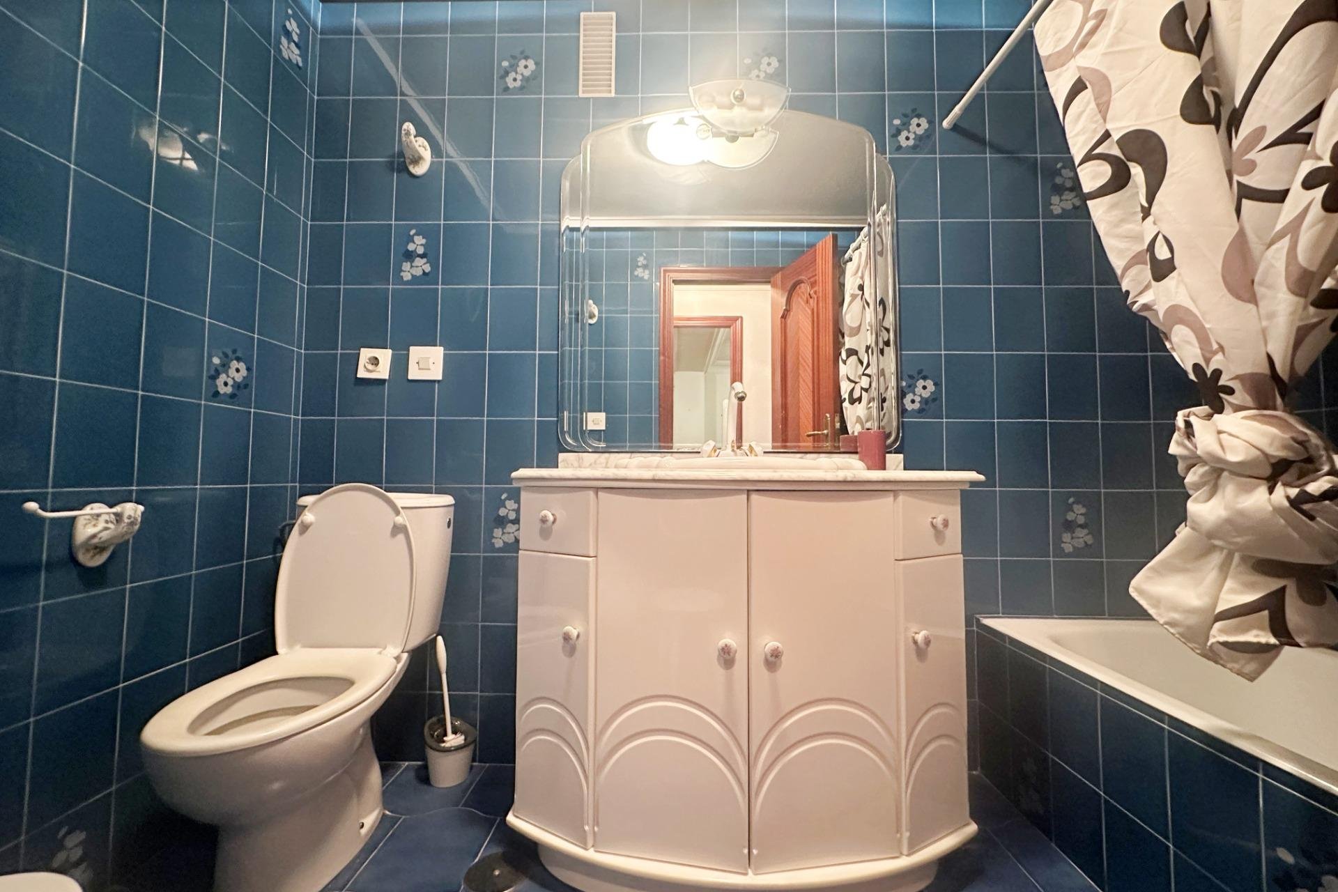 Revente - Appartement -
Torrevieja - Centro