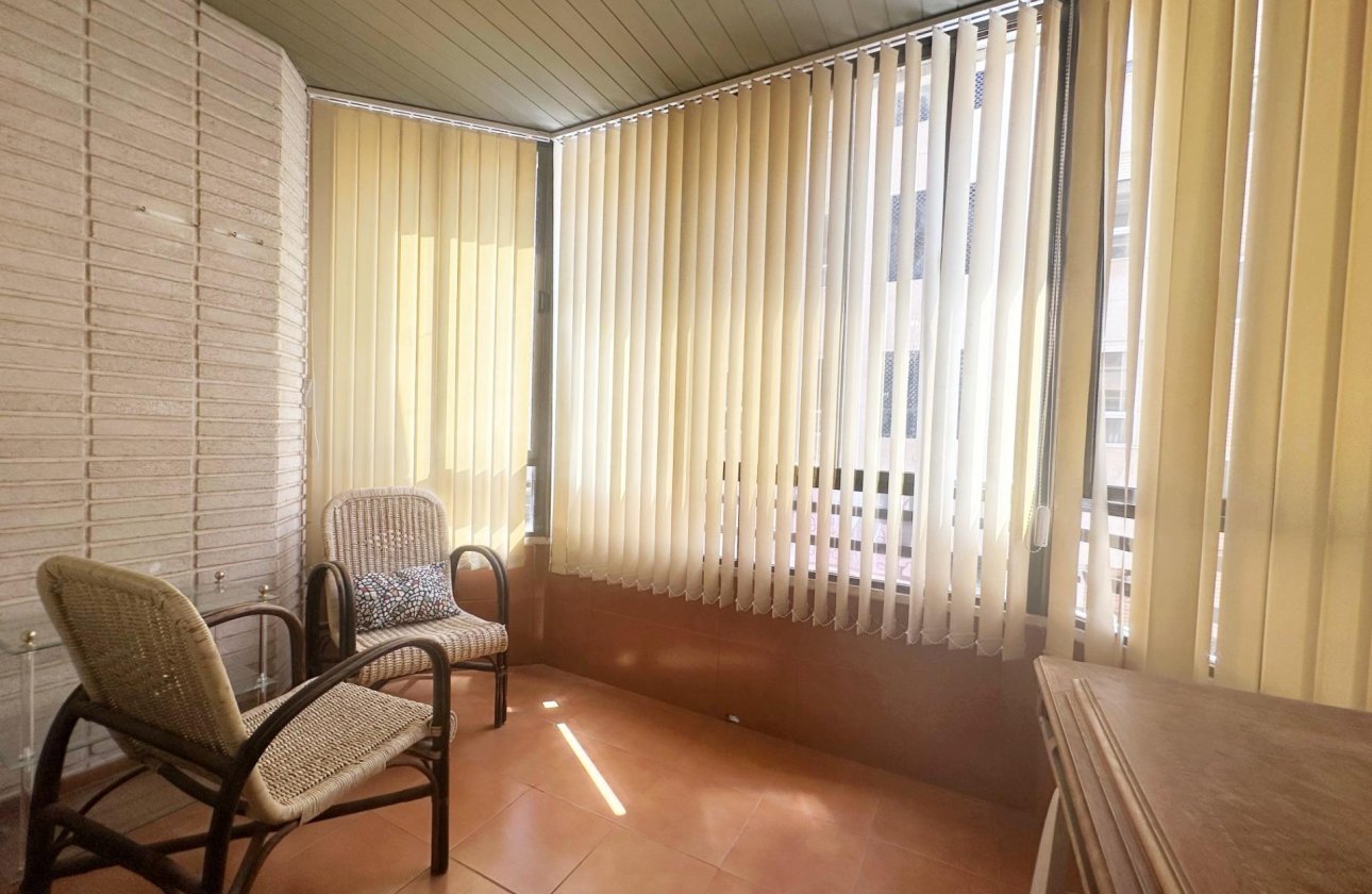 Revente - Appartement -
Torrevieja - Centro