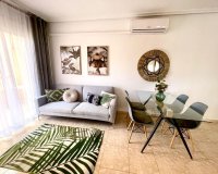Revente - Appartement -
Torrevieja - Centro