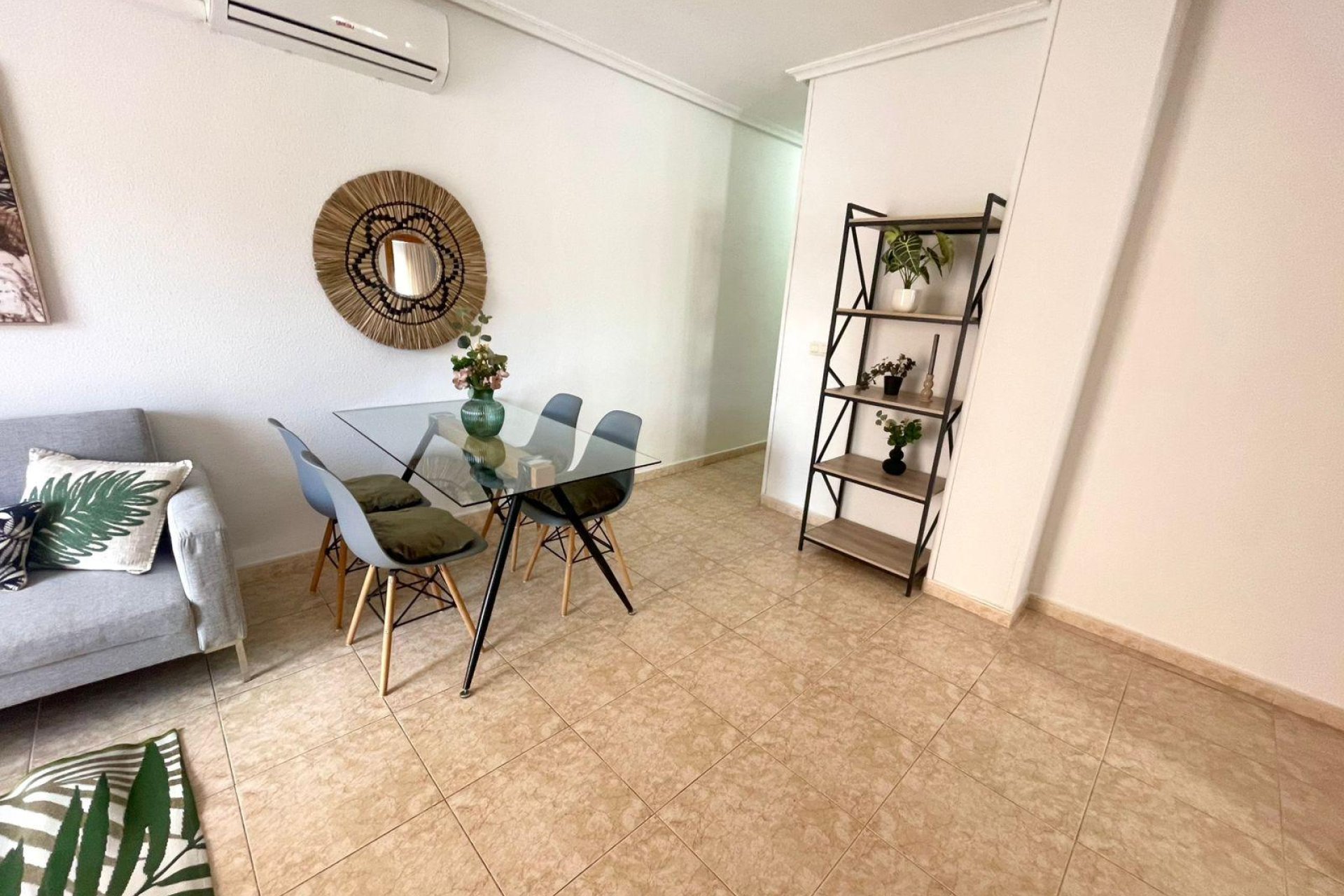Revente - Appartement -
Torrevieja - Centro