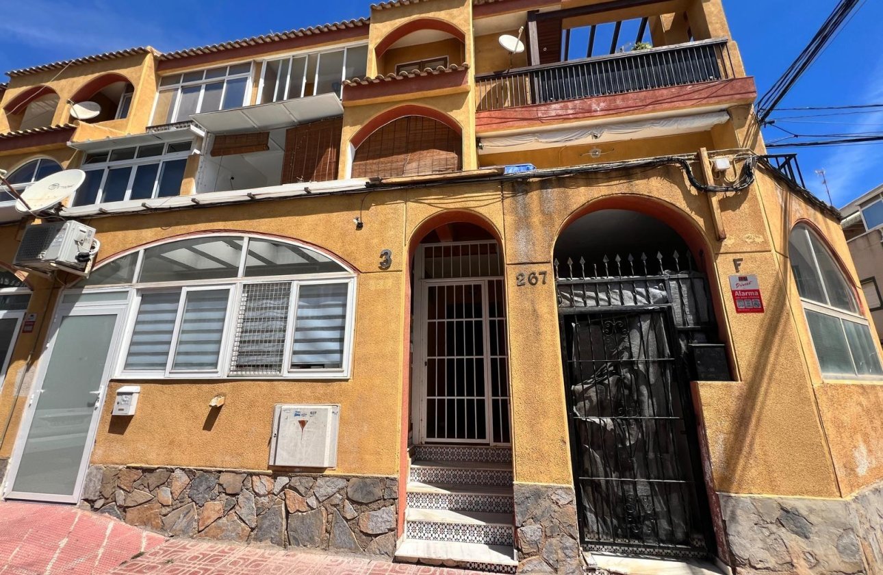 Revente - Appartement -
Torrevieja - Centro