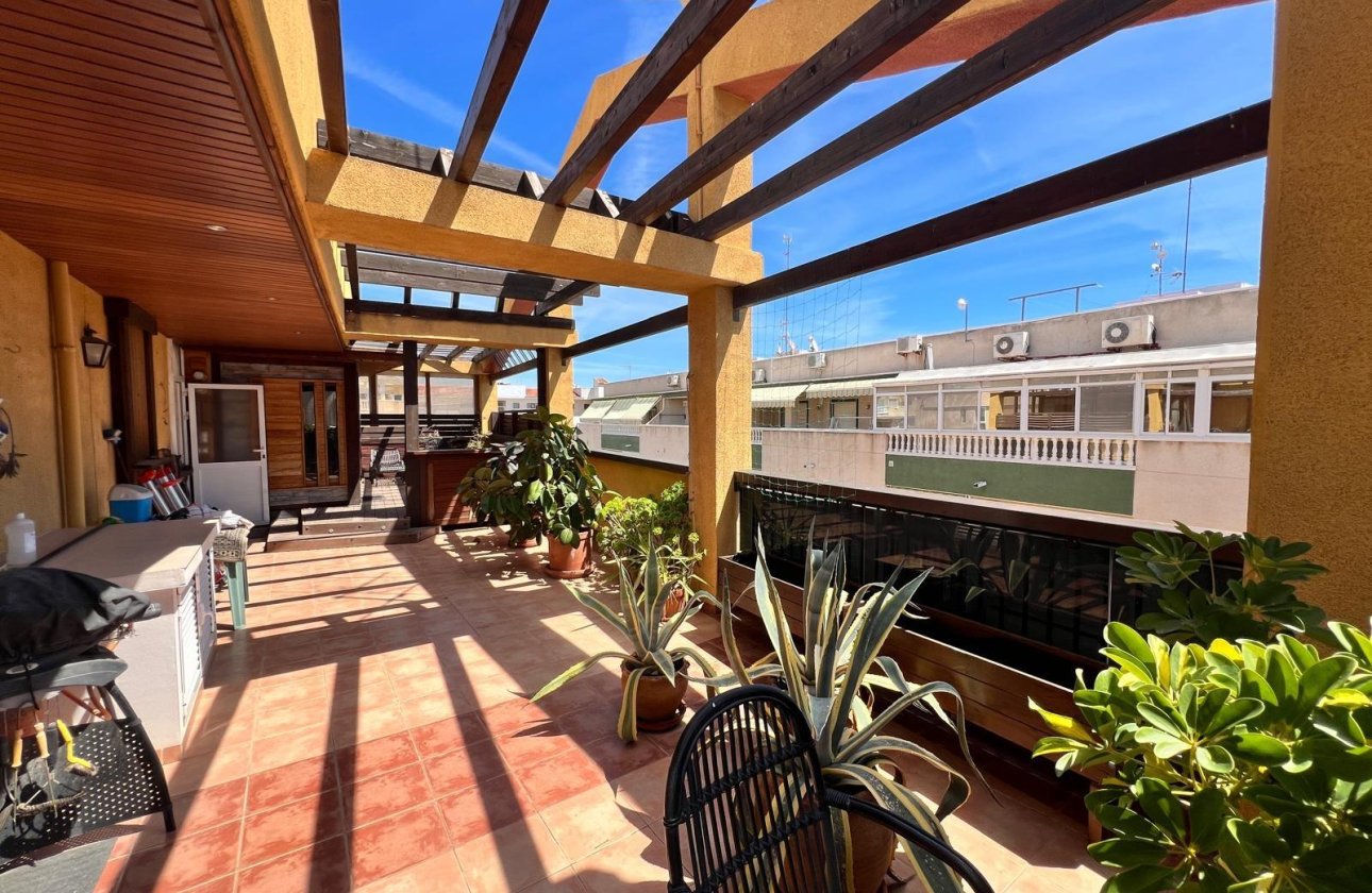 Revente - Appartement -
Torrevieja - Centro