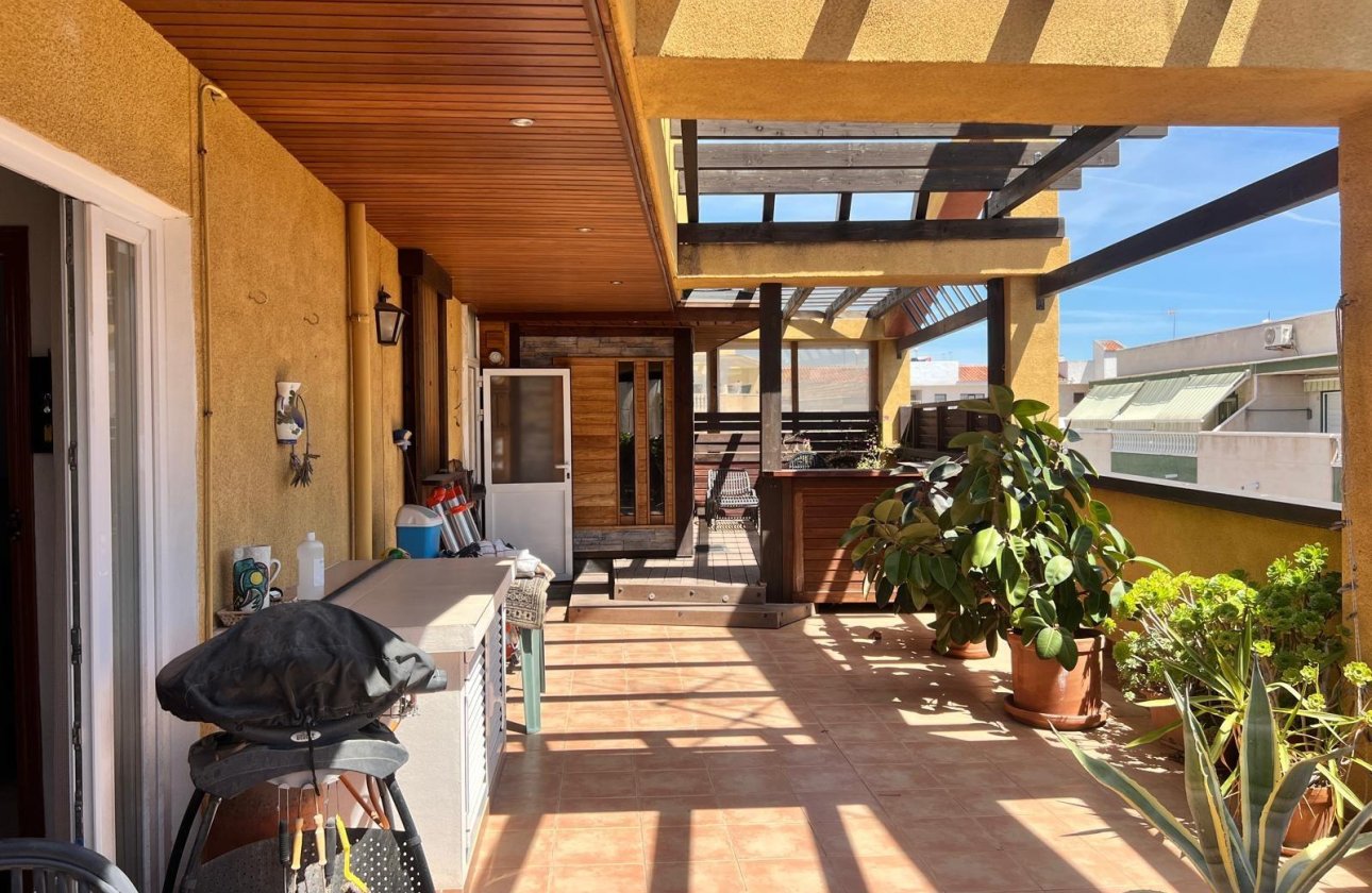 Revente - Appartement -
Torrevieja - Centro