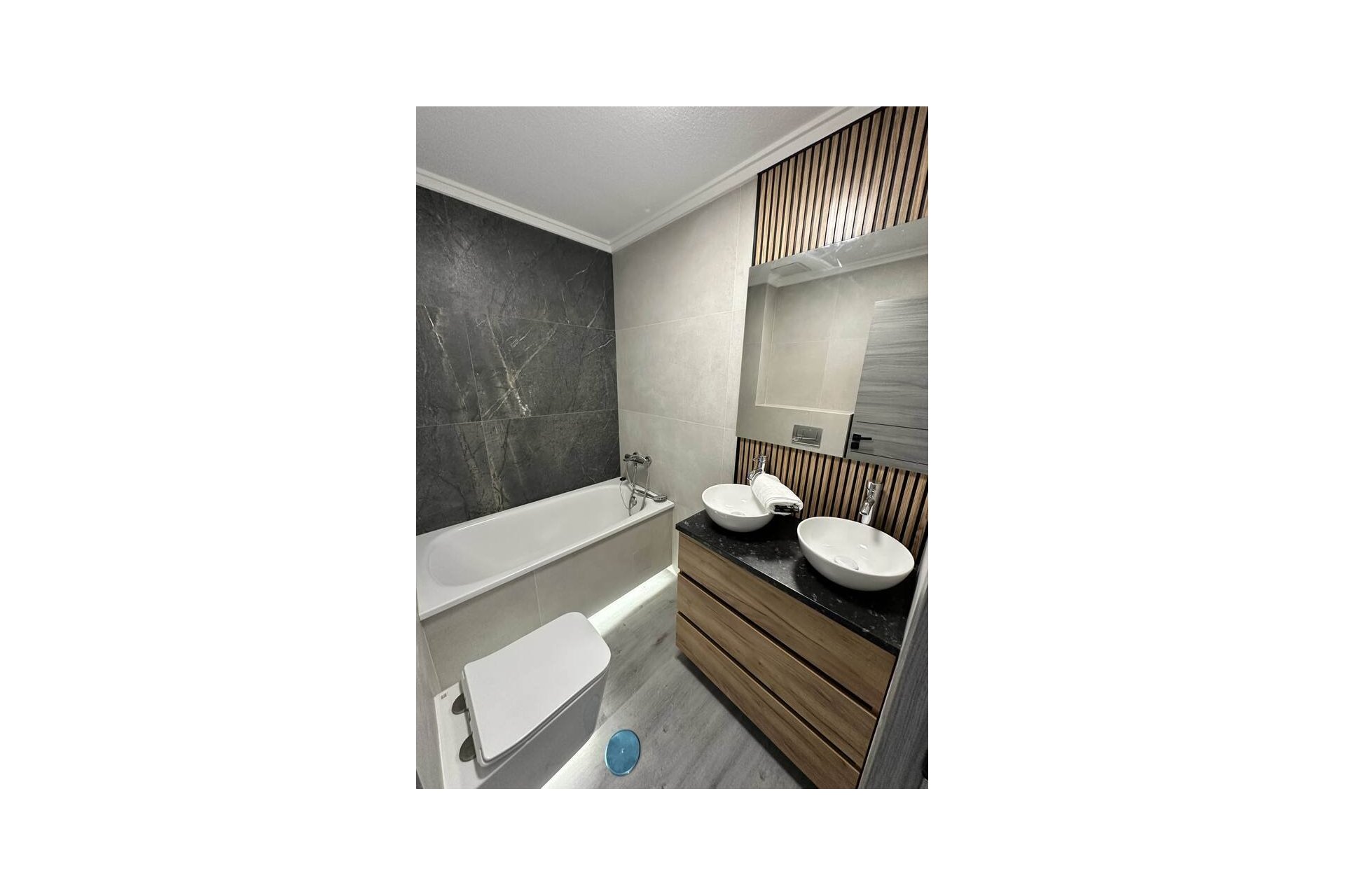 Revente - Appartement -
Torrevieja - Centro