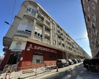 Revente - Appartement -
Torrevieja - Centro