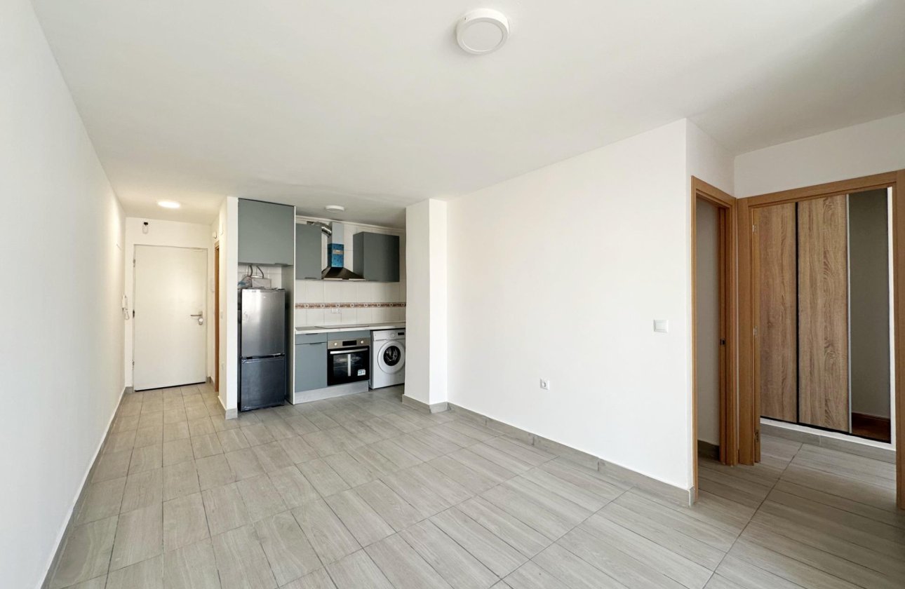 Revente - Appartement -
Torrevieja - Centro