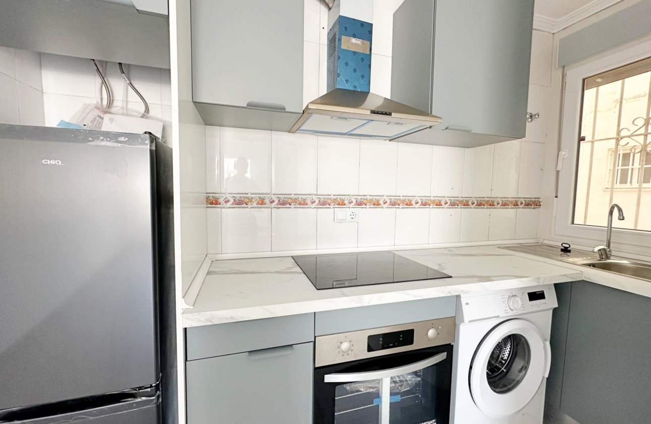 Revente - Appartement -
Torrevieja - Centro