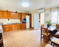 Revente - Appartement -
Torrevieja - Centro