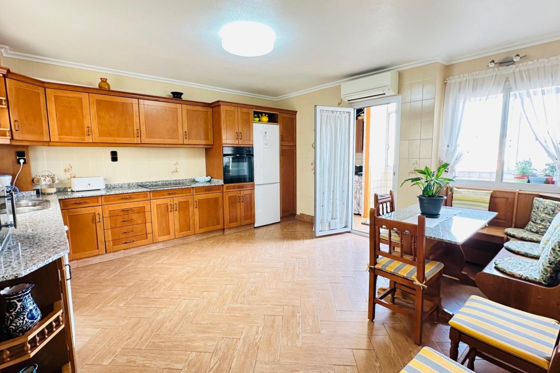Revente - Appartement -
Torrevieja - Centro