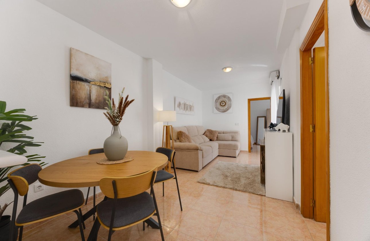 Revente - Appartement -
Torrevieja - Centro