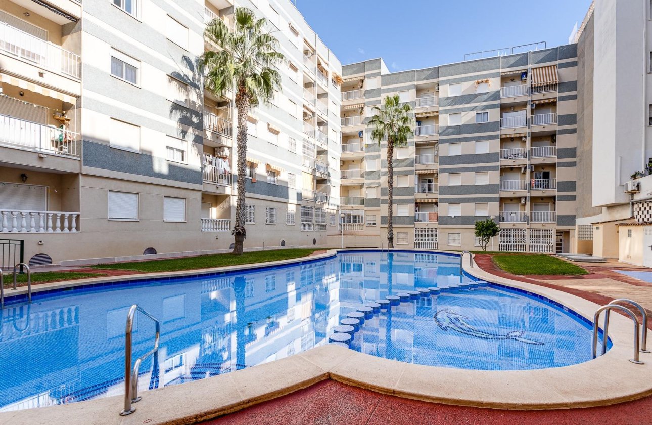 Revente - Appartement -
Torrevieja - Centro