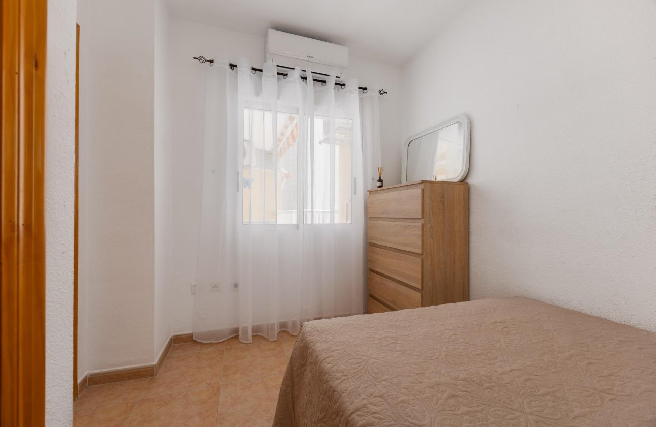 Revente - Appartement -
Torrevieja - Centro