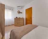 Revente - Appartement -
Torrevieja - Centro