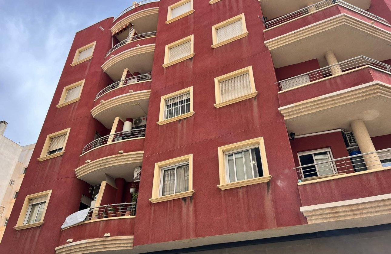 Revente - Appartement -
Torrevieja - Centro