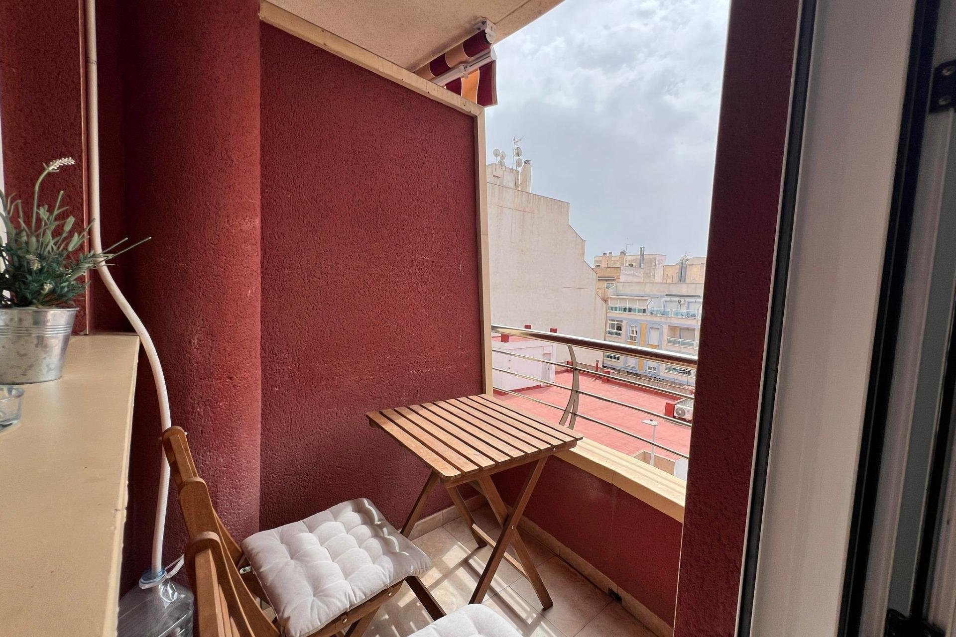 Revente - Appartement -
Torrevieja - Centro