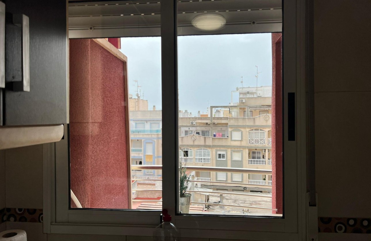 Revente - Appartement -
Torrevieja - Centro