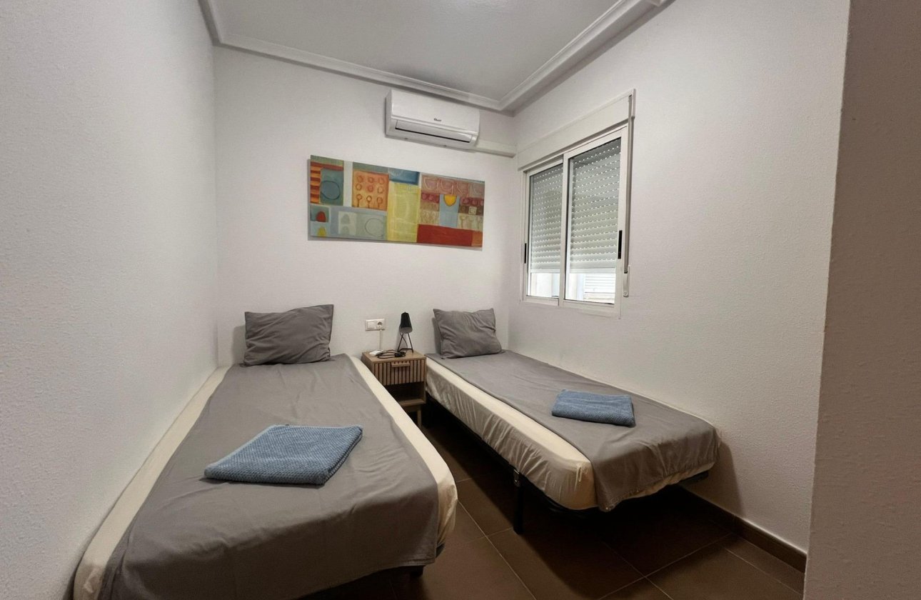 Revente - Appartement -
Torrevieja - Centro