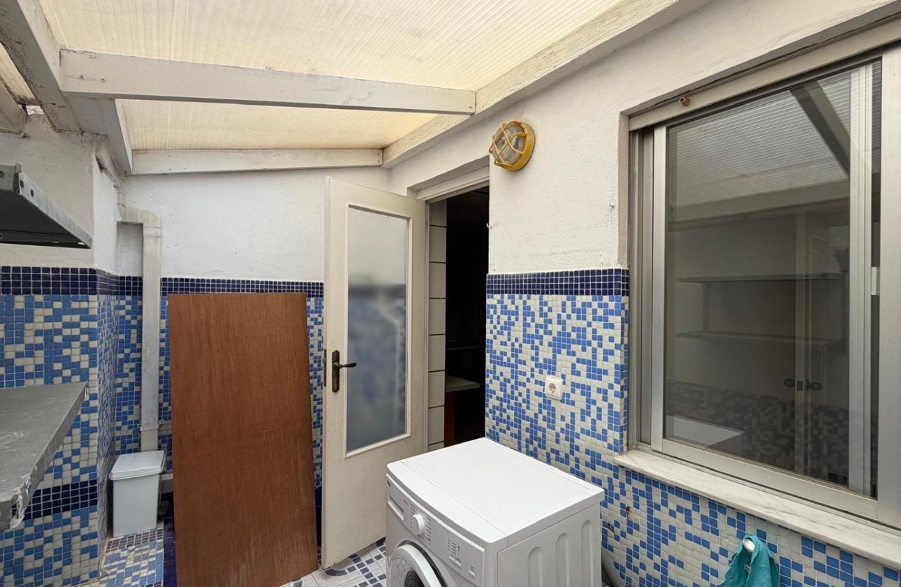 Revente - Appartement -
Torrevieja - Centro