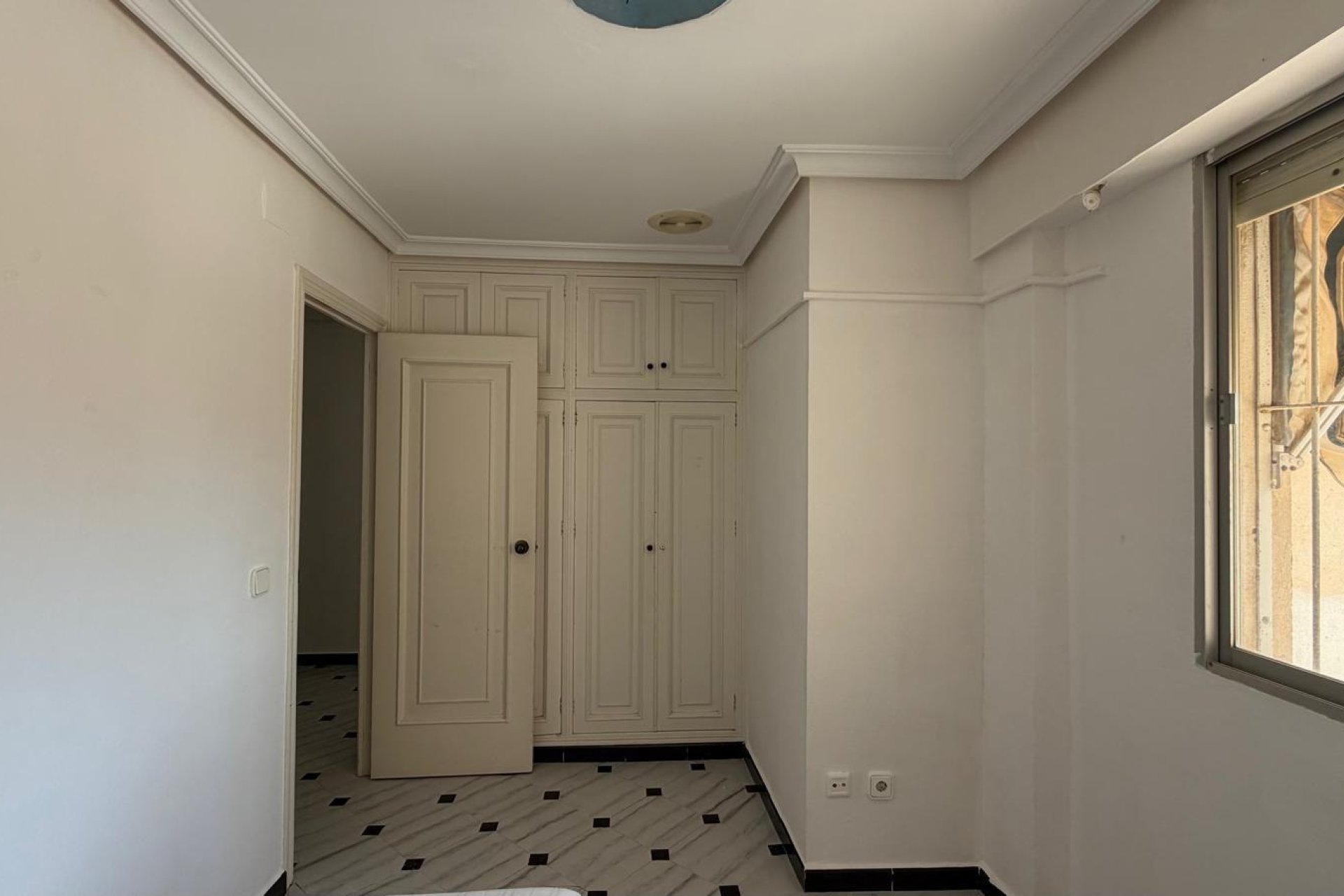 Revente - Appartement -
Torrevieja - Centro