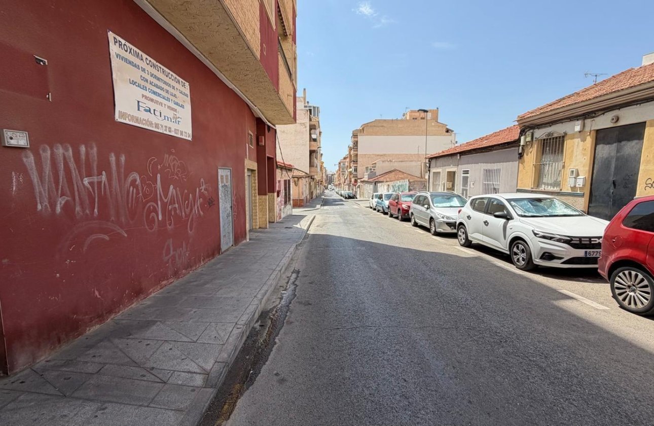 Revente - Appartement -
Torrevieja - Centro