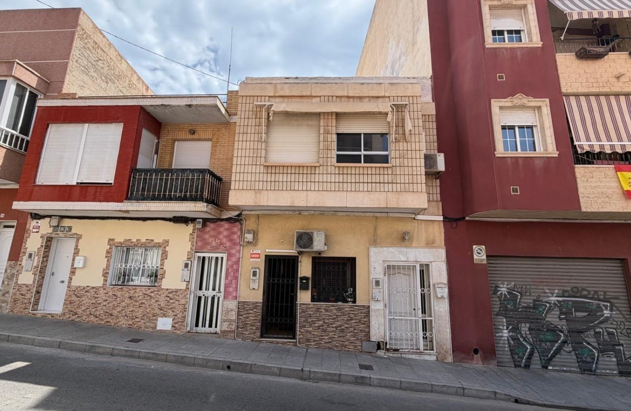 Revente - Appartement -
Torrevieja - Centro