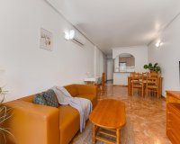 Revente - Appartement -
Torrevieja - Centro