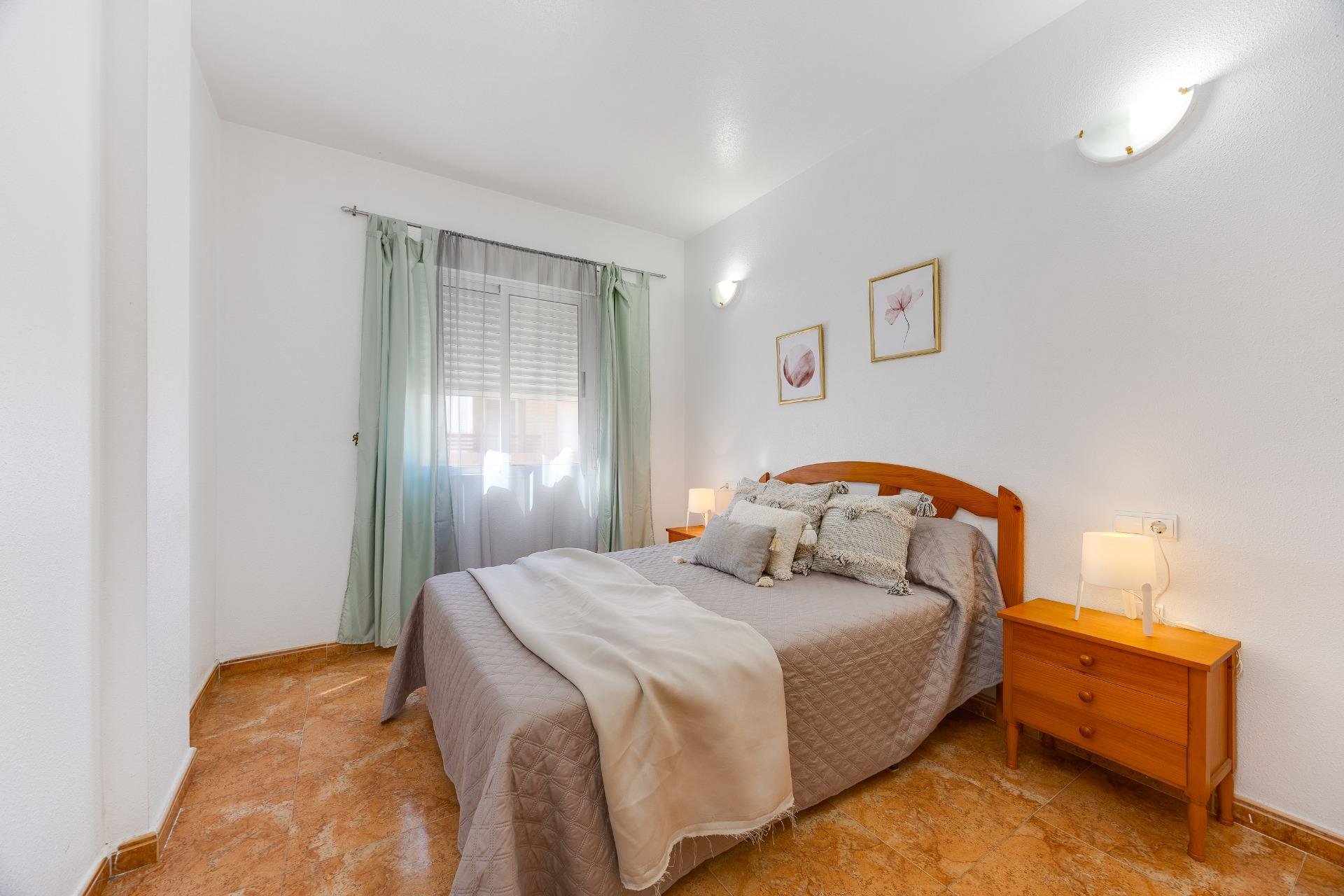 Revente - Appartement -
Torrevieja - Centro