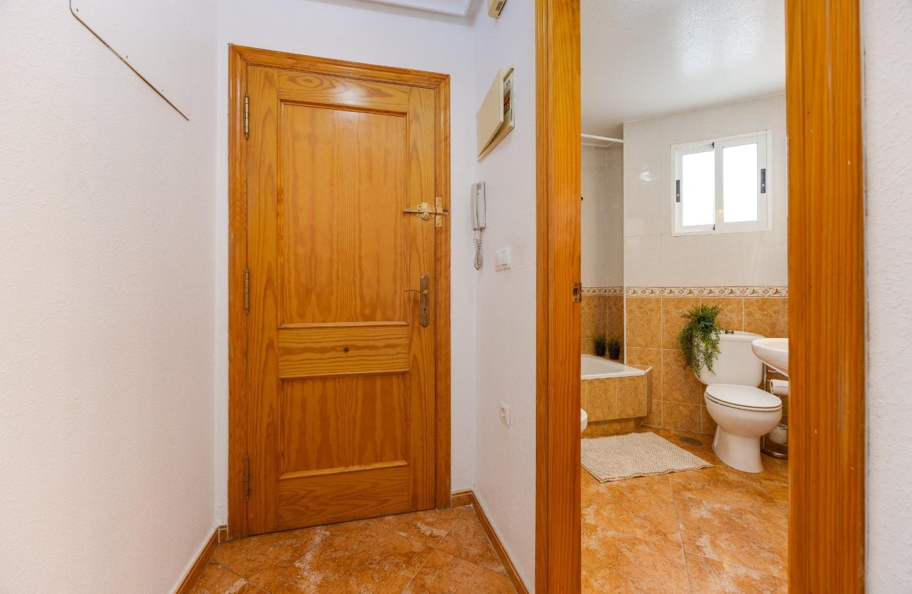 Revente - Appartement -
Torrevieja - Centro