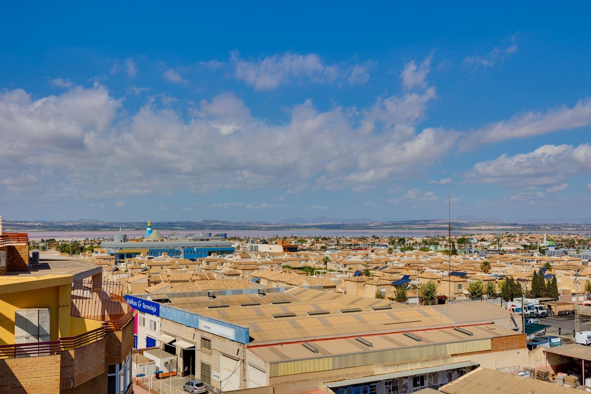 Revente - Appartement -
Torrevieja - Centro