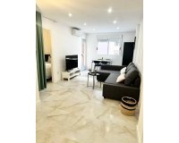 Revente - Appartement -
Torrevieja - Centro