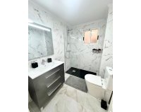 Revente - Appartement -
Torrevieja - Centro