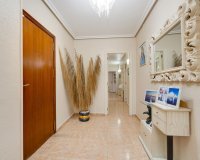 Revente - Appartement -
Torrevieja - Centro