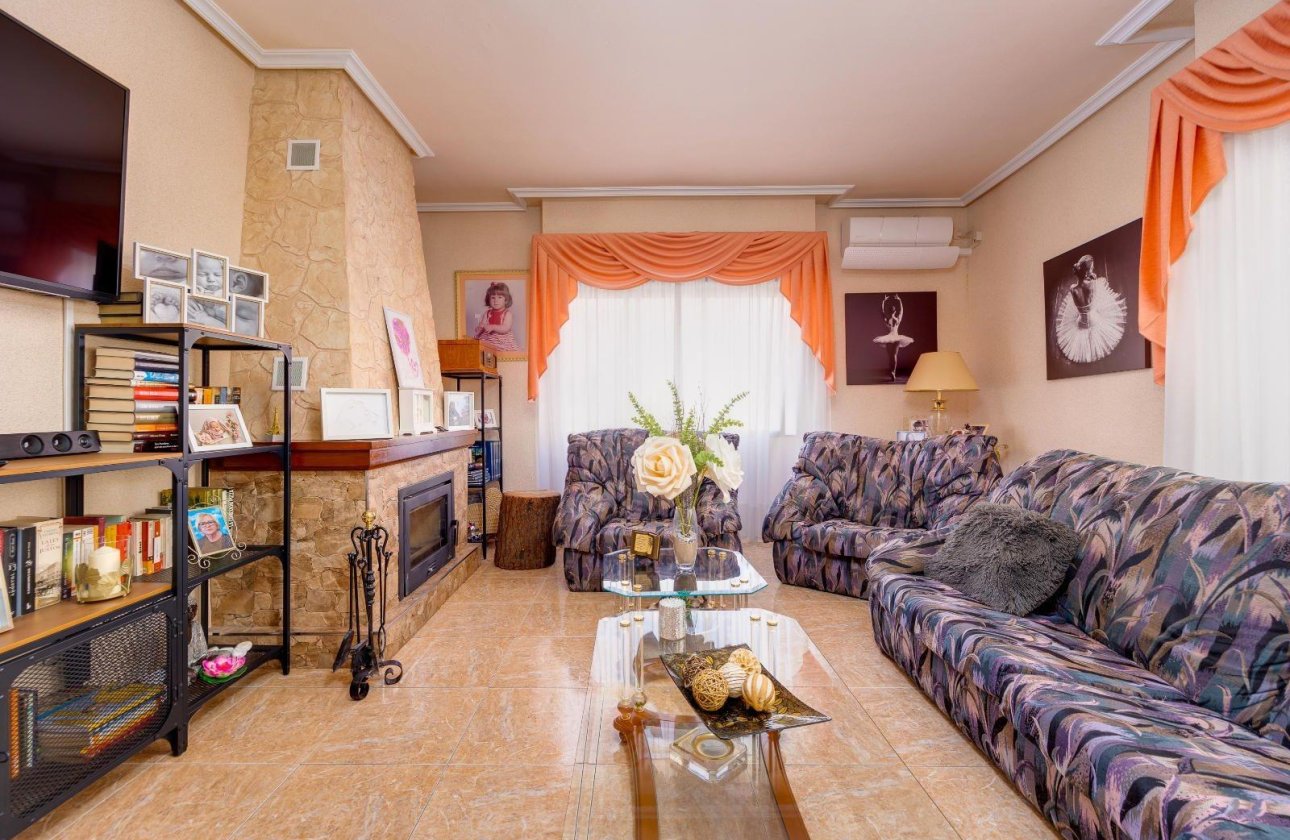 Revente - Appartement -
Torrevieja - Centro