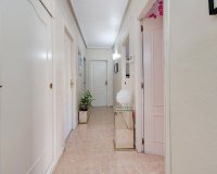 Revente - Appartement -
Torrevieja - Centro