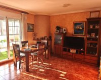 Revente - Appartement -
Torrevieja - Centro