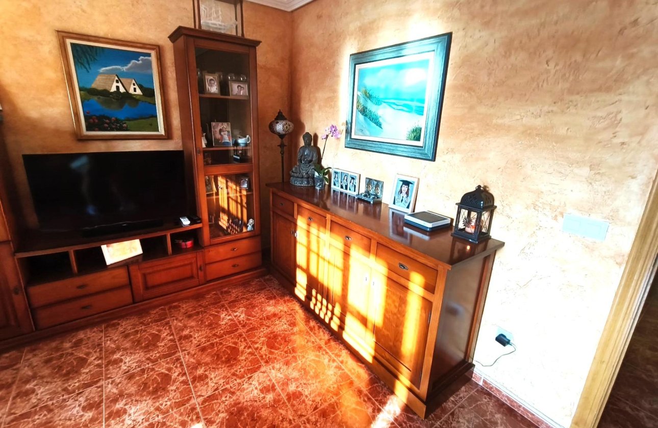 Revente - Appartement -
Torrevieja - Centro