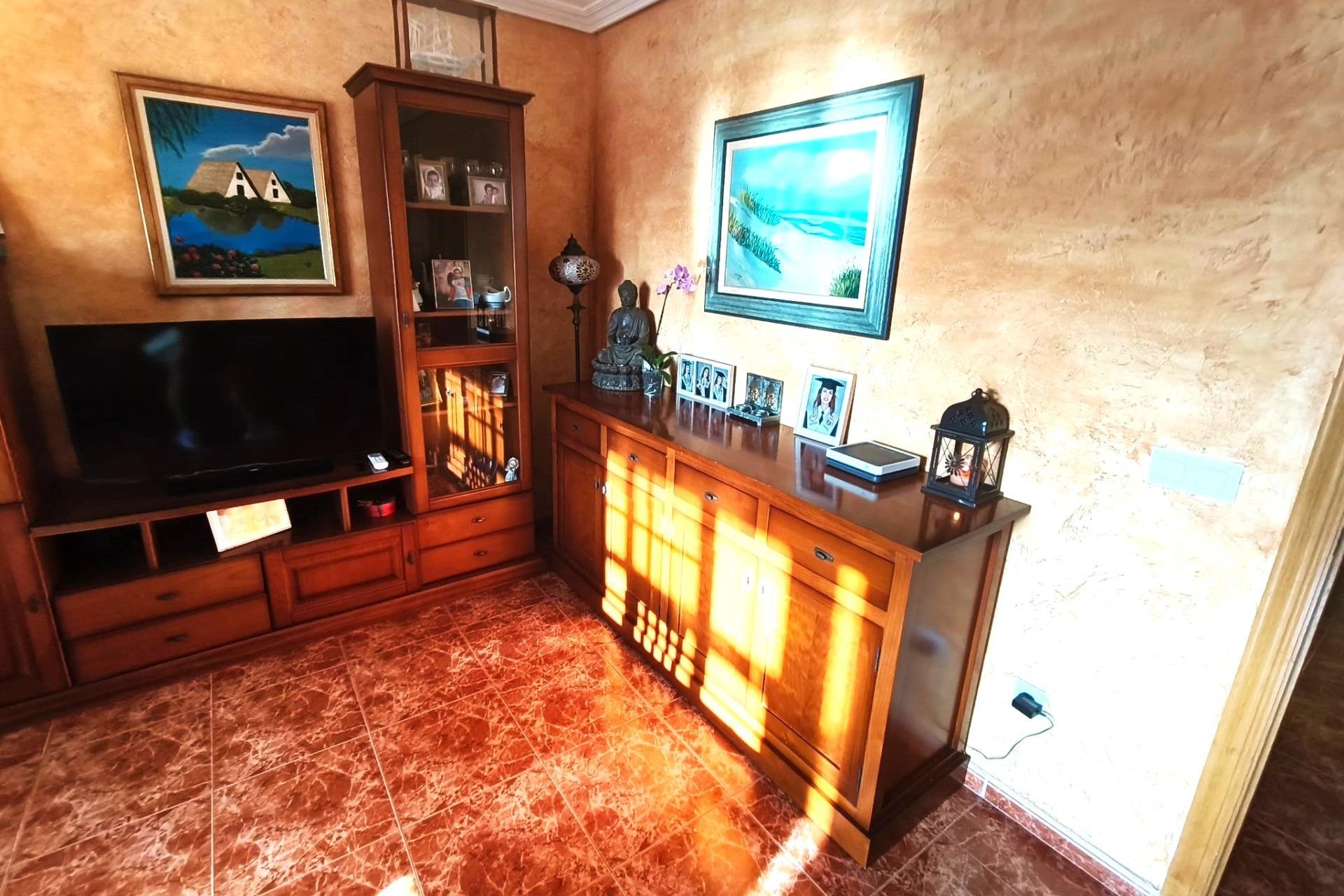 Revente - Appartement -
Torrevieja - Centro