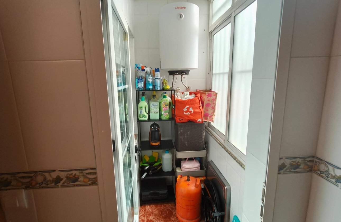 Revente - Appartement -
Torrevieja - Centro