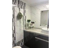 Revente - Appartement -
Torrevieja - Centro